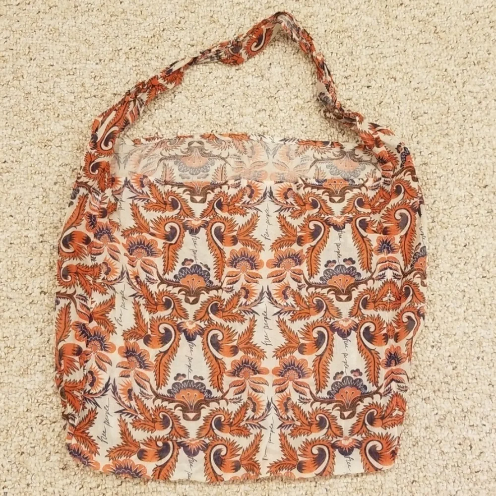 FREE PEOPLE Orange/Navy Print Cloth Bag